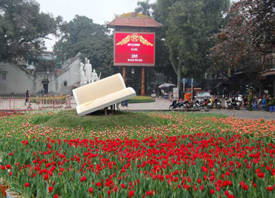 Hơn 22.000 bông hoa Tuylip do Hà Lan tặng đã được mang đến tham gia Lễ hội