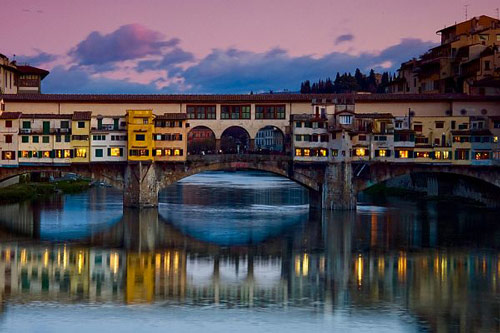 Ponte Vecchio, Italy Ponte Vecchio, Italy